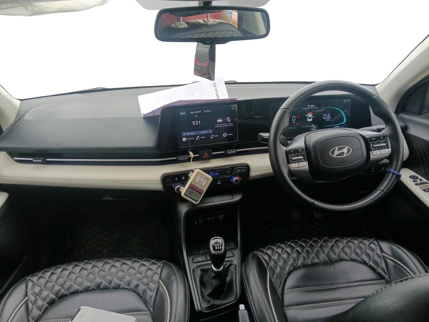 2025 Hyundai Verna SX 1.5 l MPI, Petrol, Manual, 19,307 km, interior
