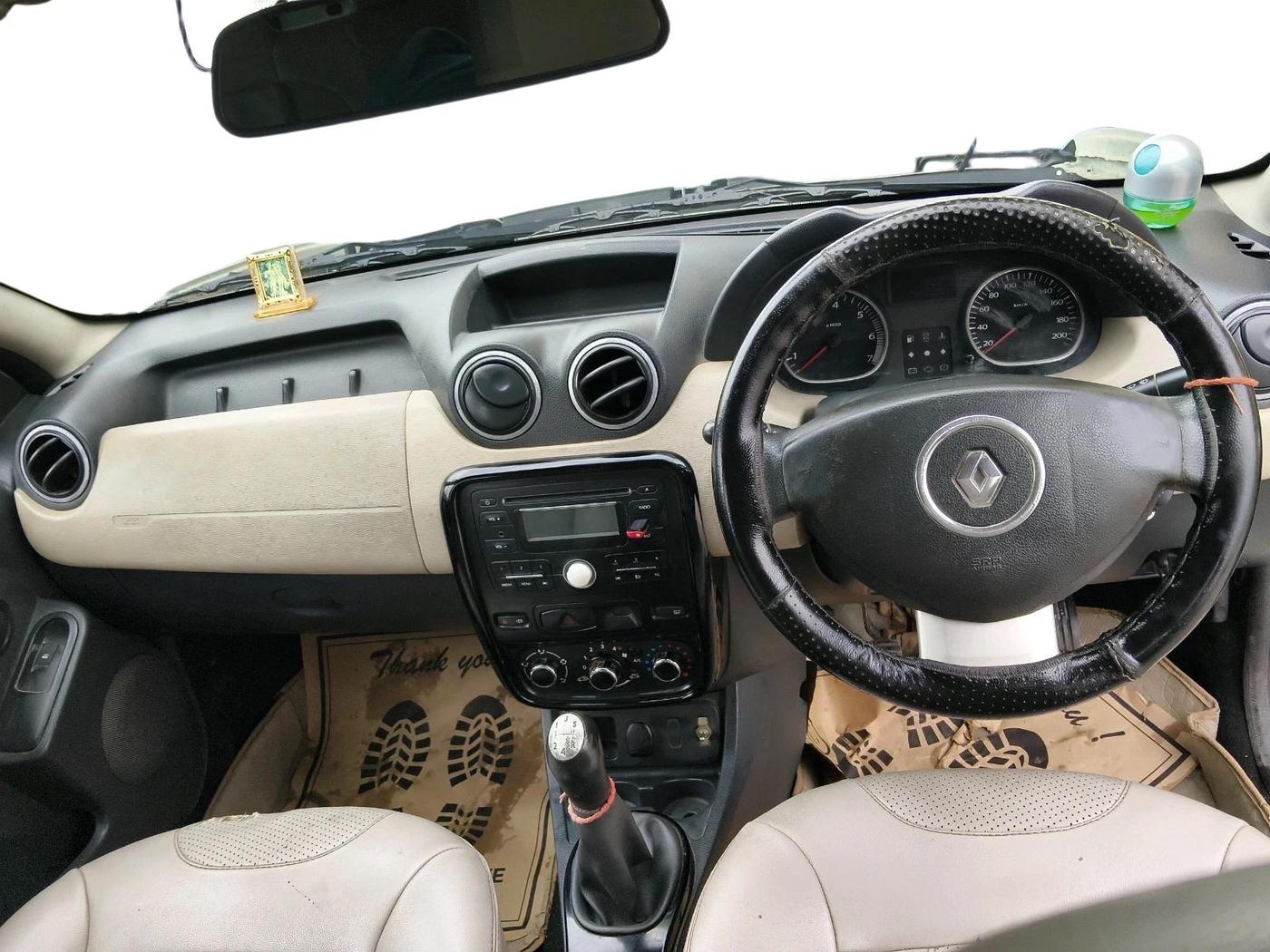 2014 Renault Duster 85 PS RXL DIESEL, Diesel, Manual, 1,77,876 km, interior