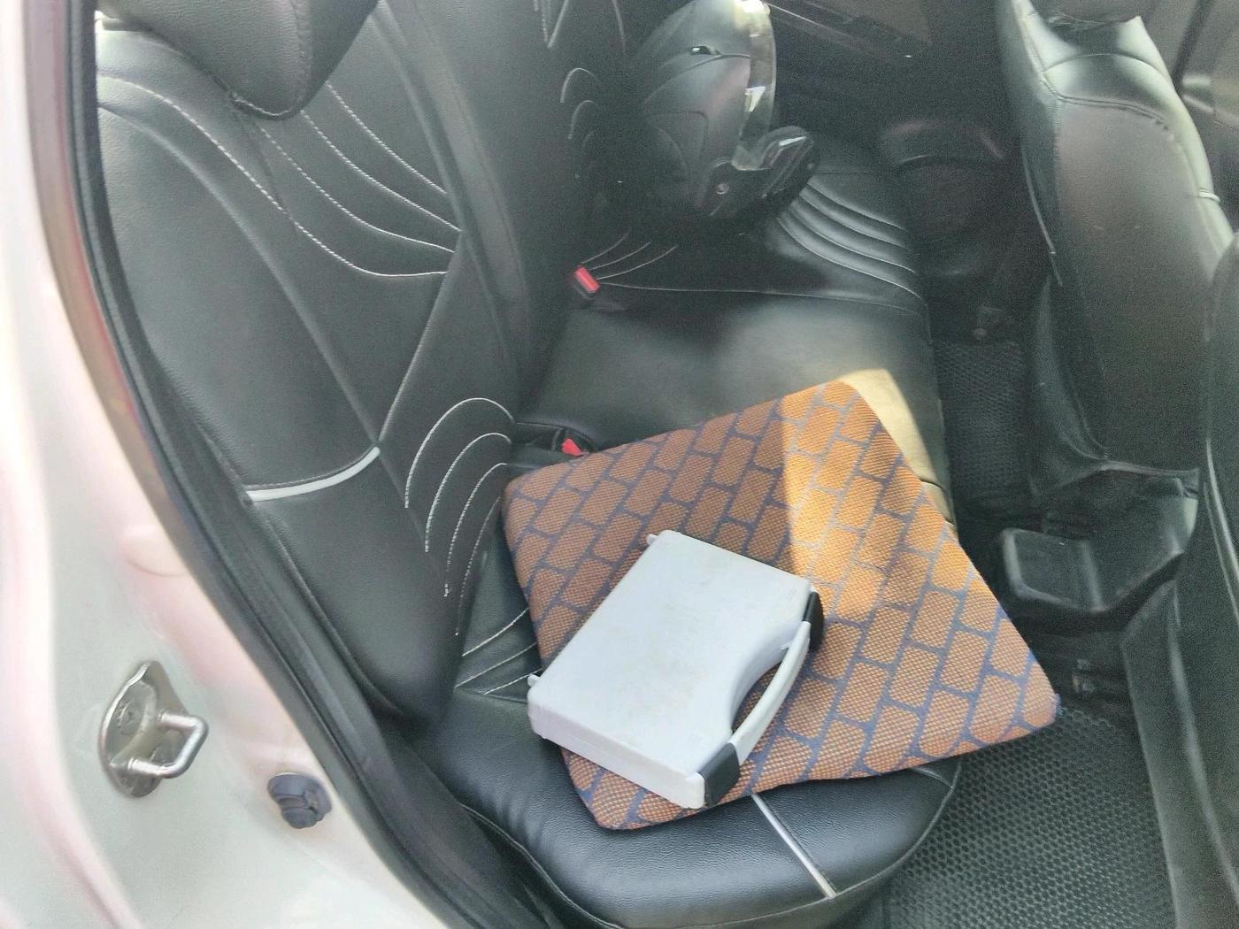 2015 Maruti Swift VDI, Diesel, Manual, 1,63,375 km, interior
