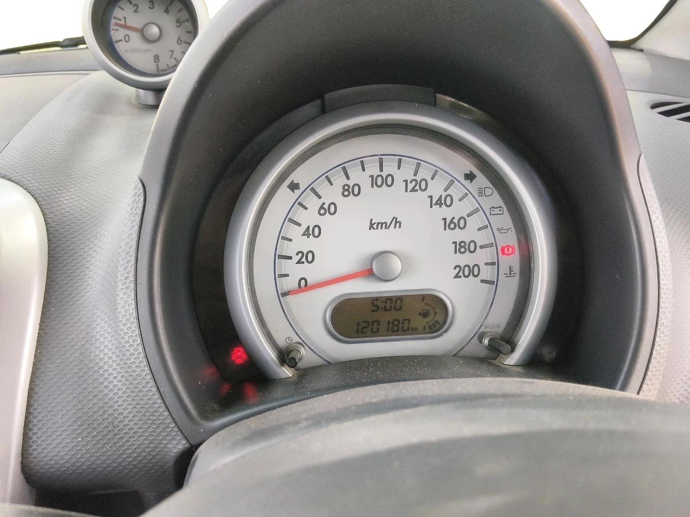 2011 Maruti Ritz VXI, CNG, Manual, 1,45,877 km, interior