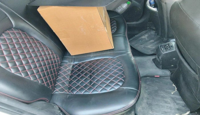 2016 Hyundai Grand i10 ASTA (O) 1.2 KAPPA VTVT, CNG, Manual, 1,37,162 km, interior