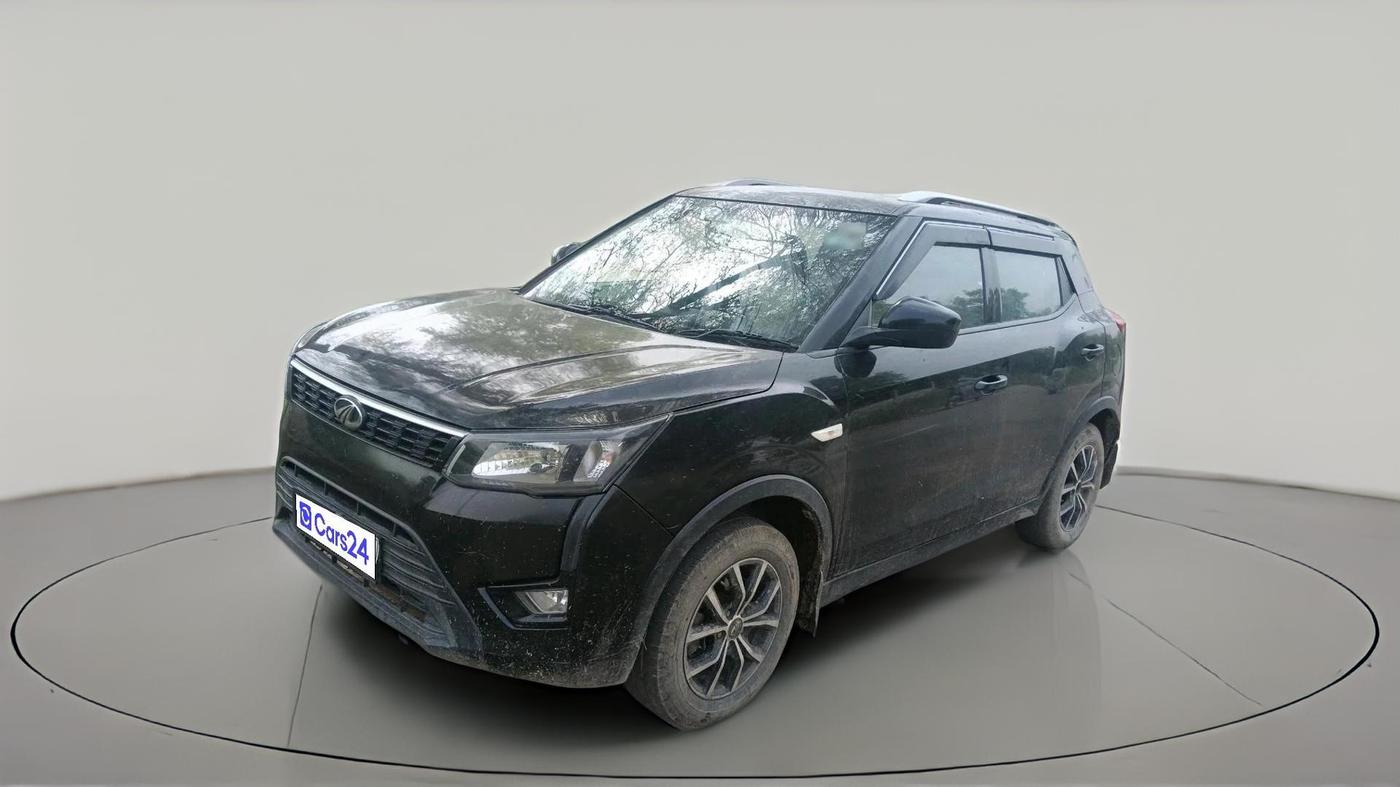 2021 Mahindra XUV300 W4 1.2 PETROL, Petrol, Manual, 85,430 km, exterior