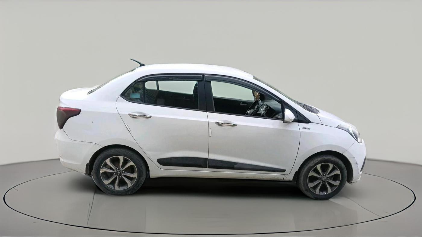 2014 Hyundai Xcent SX 1.1 CRDI, Diesel, Manual, 1,35,544 km, exterior
