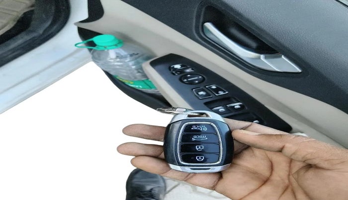 2020 Hyundai Verna SX (O) 1.5 CRDI, Diesel, Manual, 1,02,514 km, interior