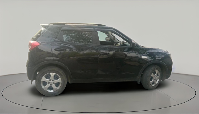 2023 Mahindra XUV300 W6 1.2 PETROL, Petrol, Manual, 15,436 km, exterior