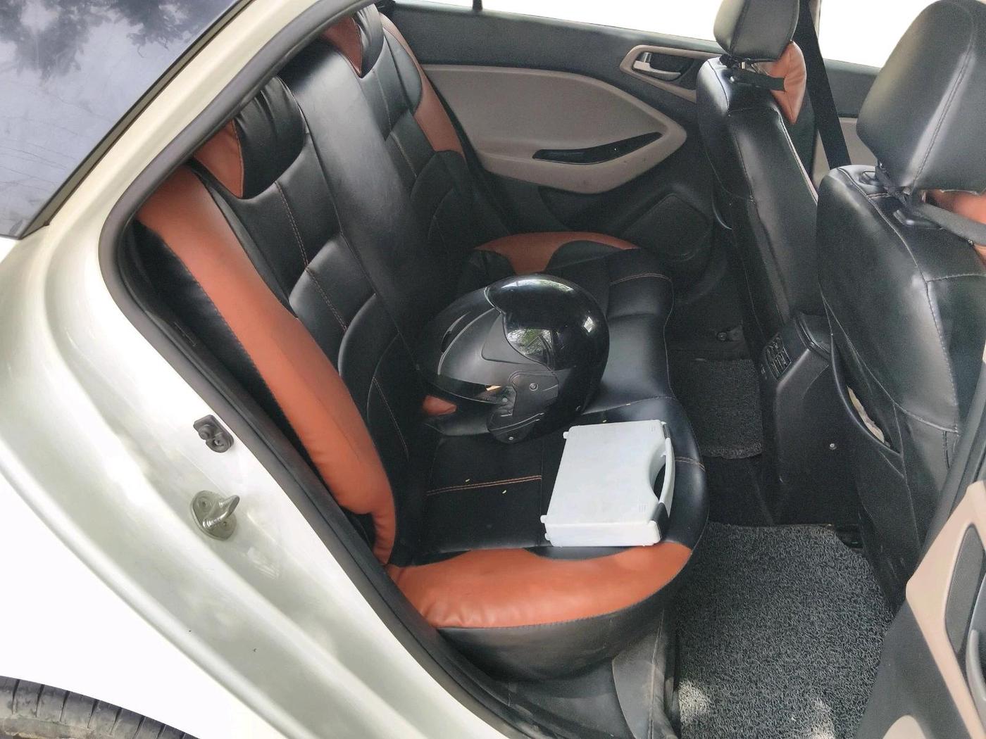 2020 Hyundai Elite i20 SPORTZ PLUS 1.2, Petrol, Manual, 50,379 km, interior