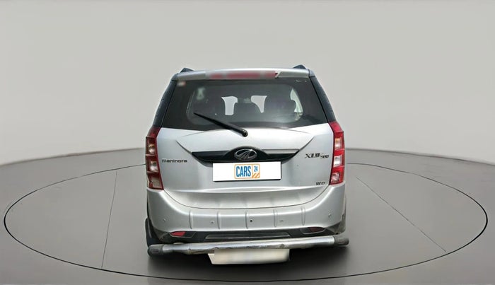 2017 Mahindra XUV500 W6 1.99, Diesel, Manual, 62,239 km, exterior