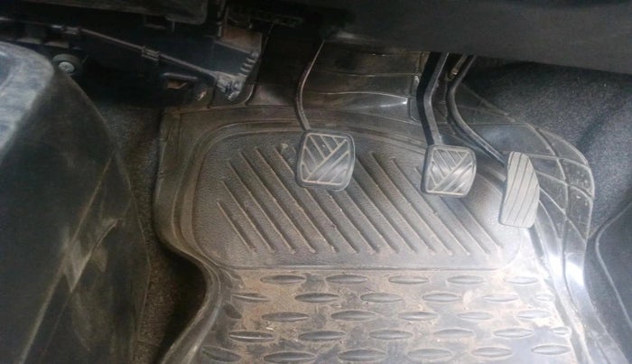 2013 Maruti Wagon R 1.0 LXI, Petrol, Manual, 73,647 km, interior