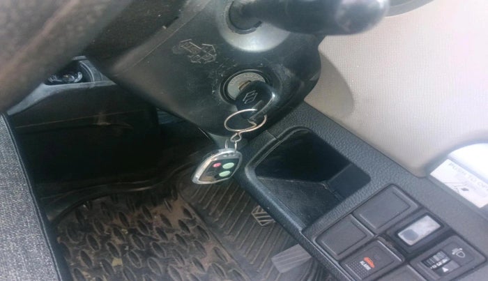 2013 Maruti Wagon R 1.0 LXI, Petrol, Manual, 73,647 km, interior