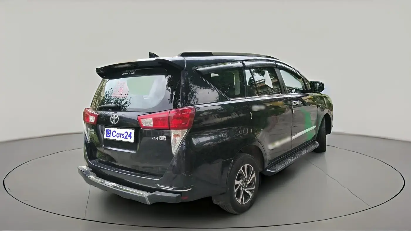 2021 Toyota Innova Crysta 2.4 G 7 STR, Diesel, Manual, 96,000 km, exterior