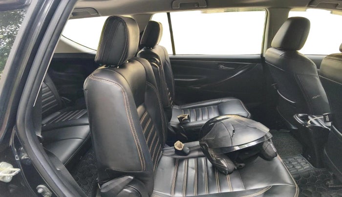 2021 Toyota Innova Crysta 2.4 G 7 STR, Diesel, Manual, 94,120 km, interior