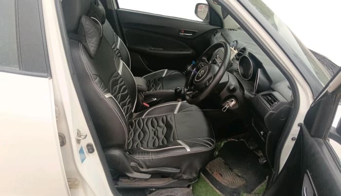 2019 Maruti Swift VXI, CNG, Manual, 1,12,445 km, interior