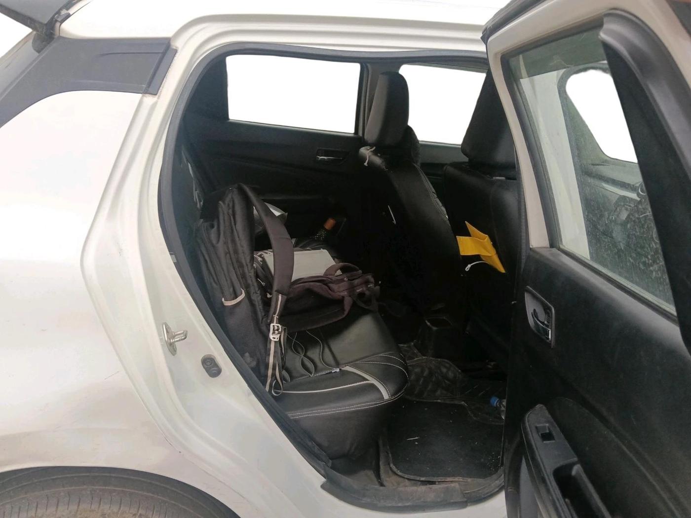 2019 Maruti Swift VXI, CNG, Manual, 1,12,445 km, interior