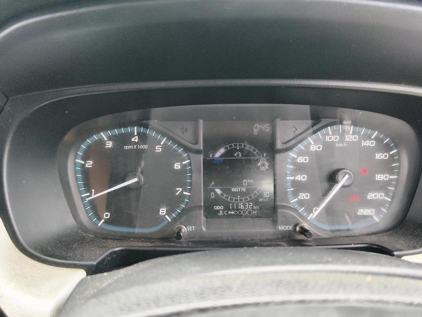 2023 Tata PUNCH PURE MT, CNG, Manual, 1,11,632 km, interior