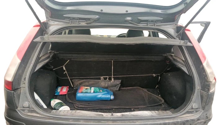 2015 Ford Figo TITANIUM 1.4 DIESEL, Diesel, Manual, 1,04,893 km, exterior