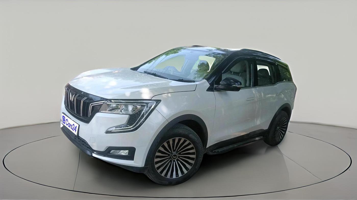 2023 Mahindra XUV700 MX D MT 5 STR, Diesel, Manual, 30,140 km, exterior