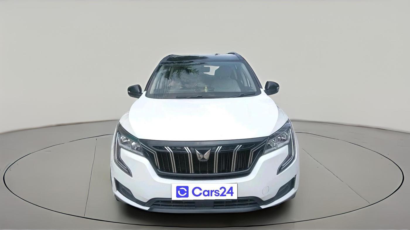 2023 Mahindra XUV700 MX D MT 5 STR, Diesel, Manual, 30,140 km, exterior