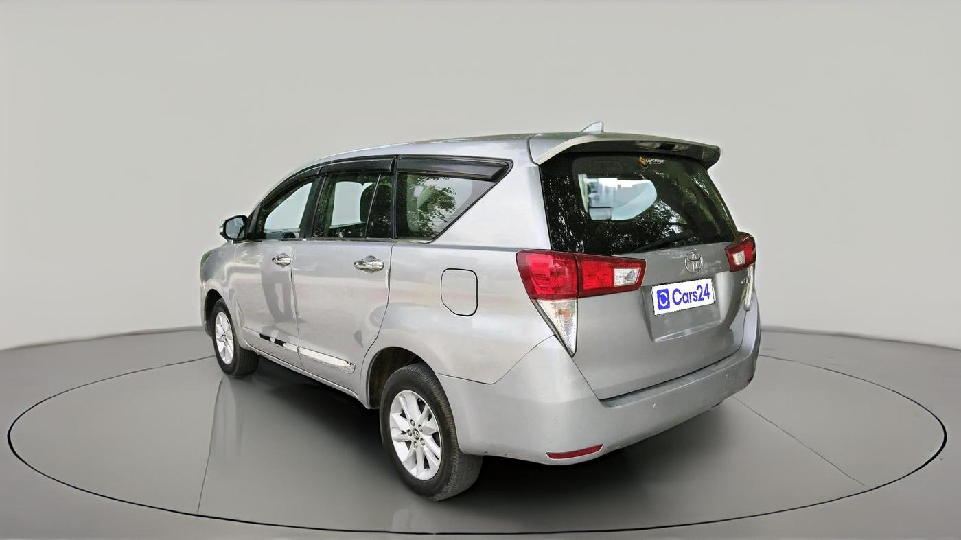 2017 Toyota Innova Crysta 2.8 GX AT 7 STR, Diesel, Automatic, 1,46,321 km, exterior