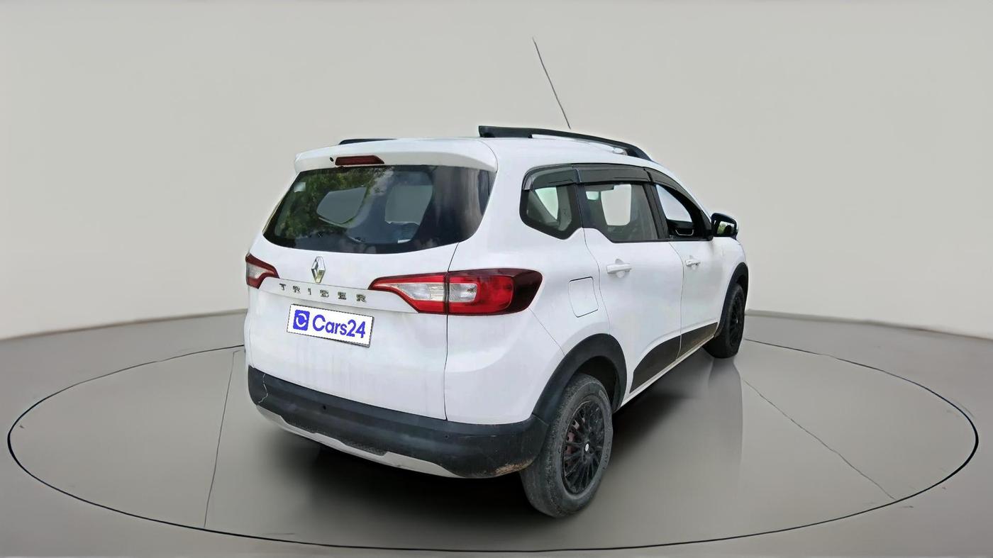 2022 Renault TRIBER RXT, Petrol, Manual, 96,591 km, exterior