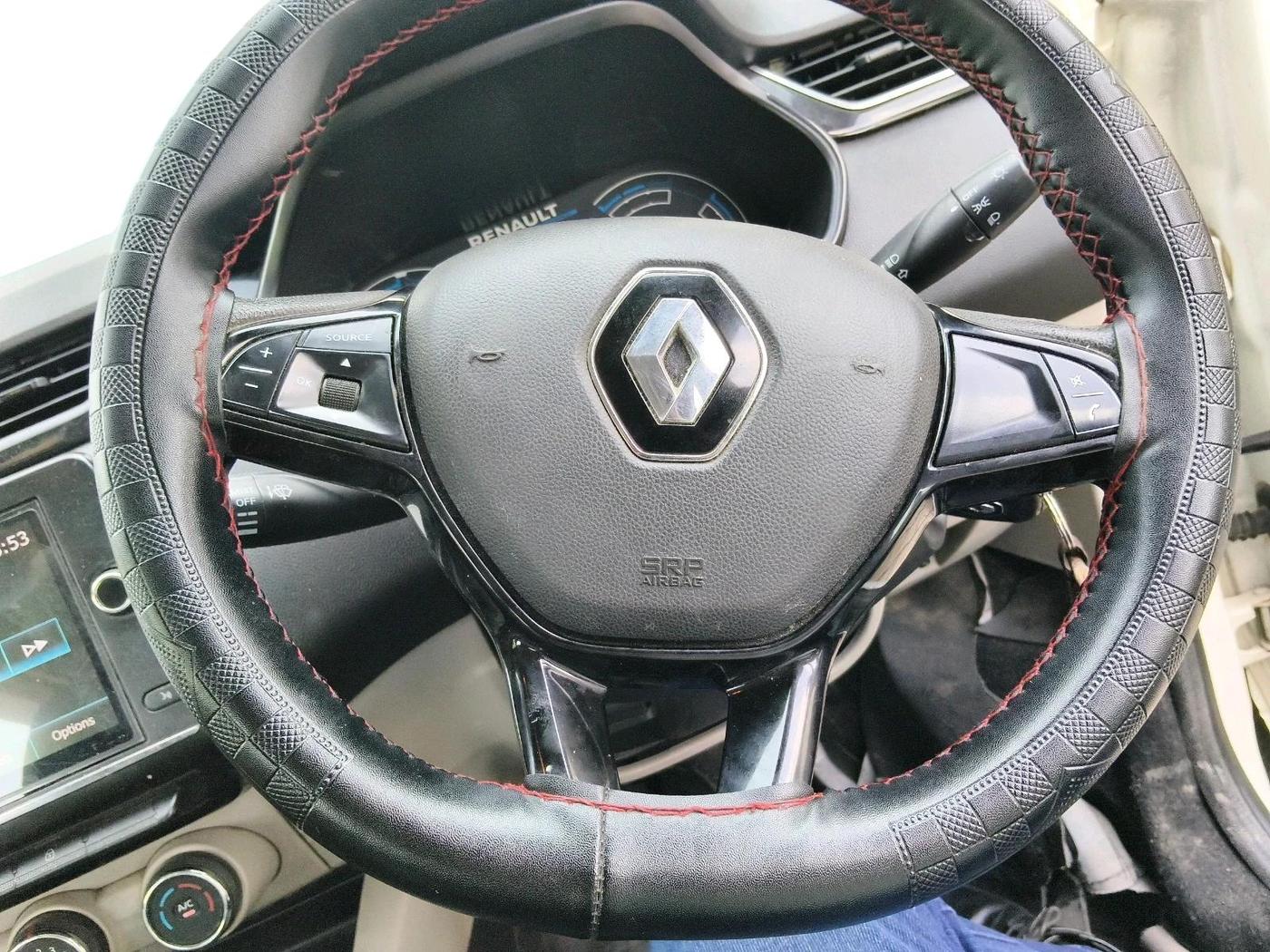 2022 Renault TRIBER RXT, Petrol, Manual, 96,591 km, interior