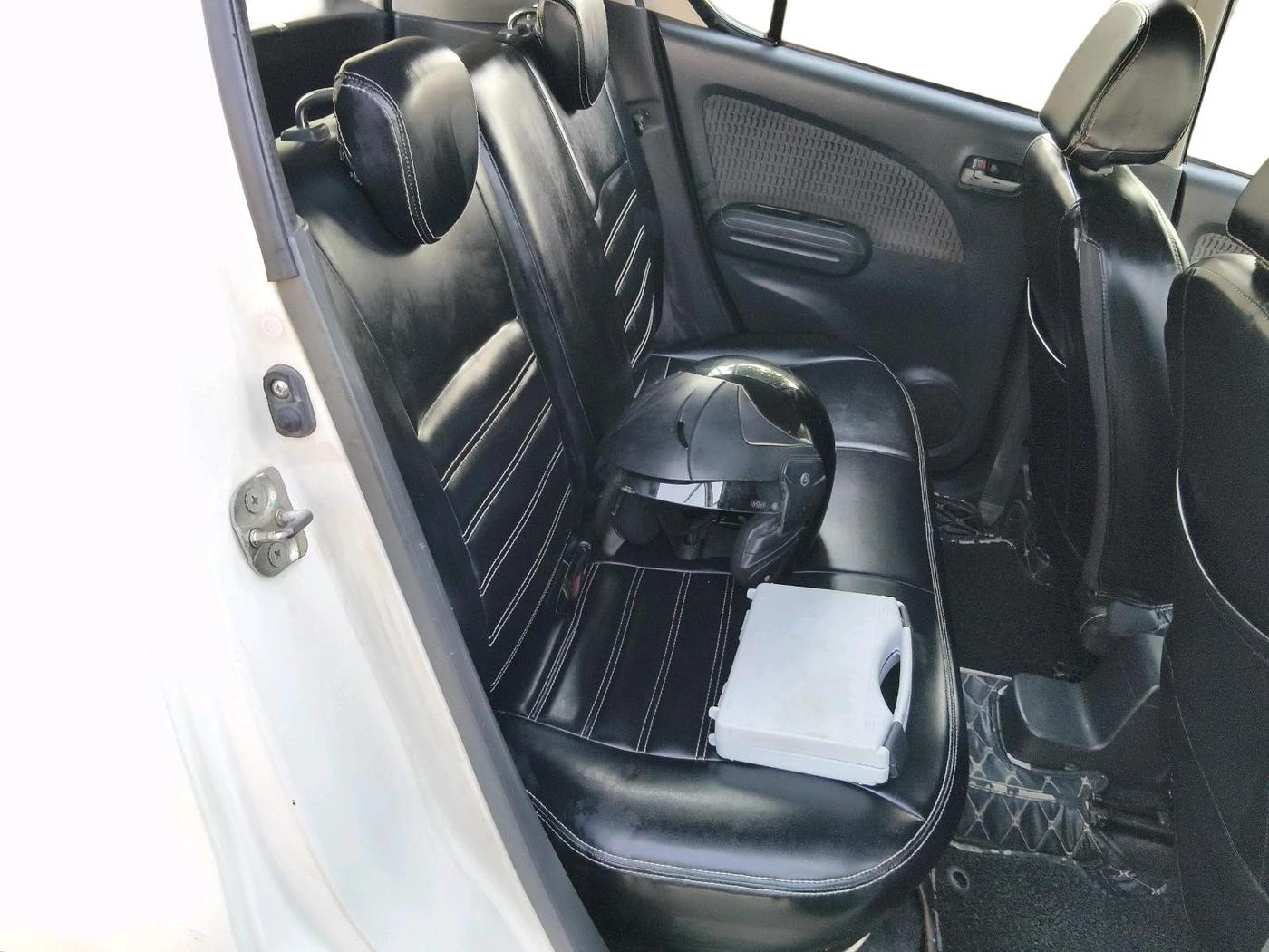 2015 Maruti Ritz ZDI, Diesel, Manual, 1,37,556 km, interior