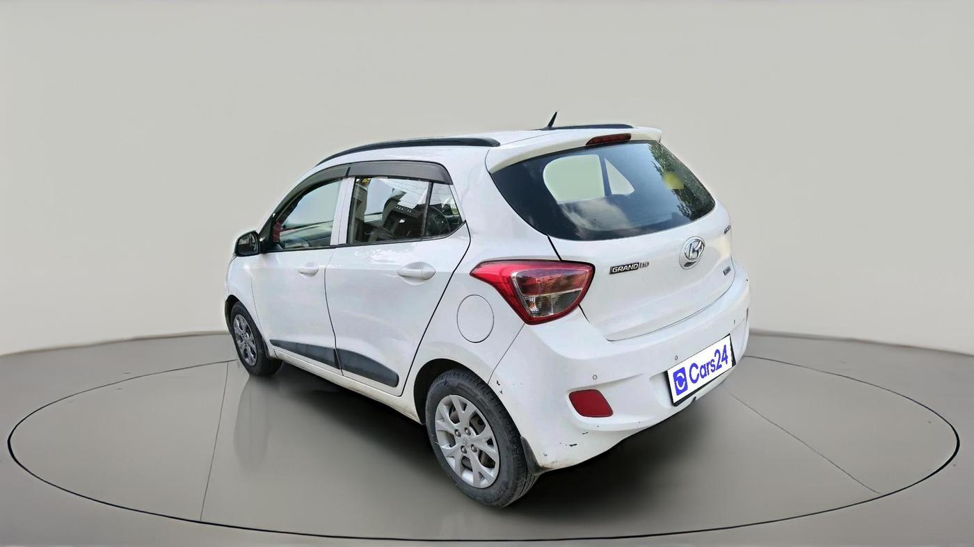 2017 Hyundai Grand i10 SPORTZ 1.1 CRDI, Diesel, Manual, 1,53,101 km, exterior