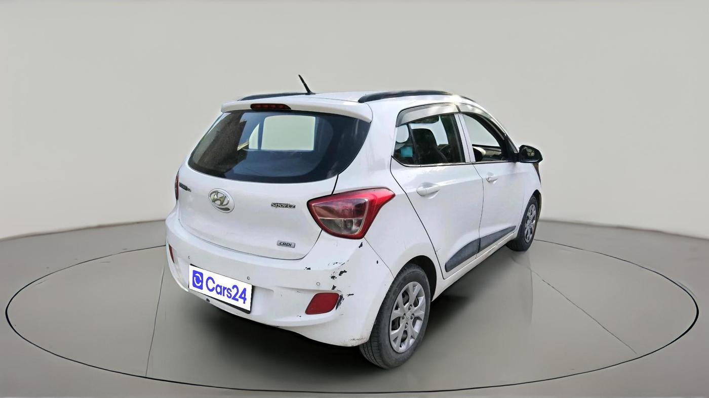 2017 Hyundai Grand i10 SPORTZ 1.1 CRDI, Diesel, Manual, 1,53,101 km, exterior