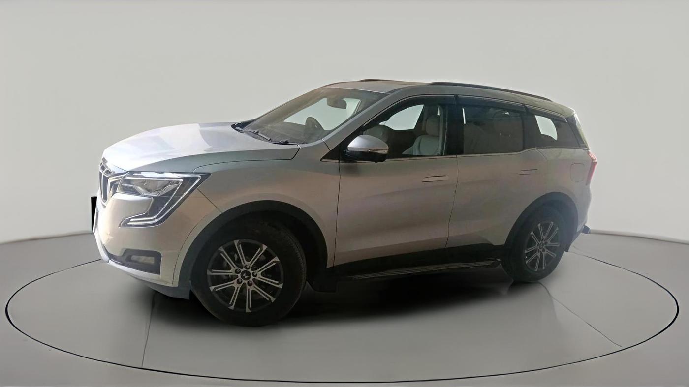 2024 Mahindra XUV700 AX 7 LUXURY P AT 7 STR, Petrol, Automatic, 7,922 km, exterior