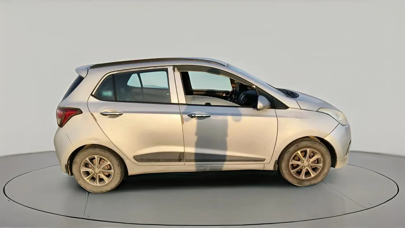 2015 Hyundai Grand i10 ASTA (O) 1.2 KAPPA VTVT, CNG, Manual, 2,50,001 km, exterior