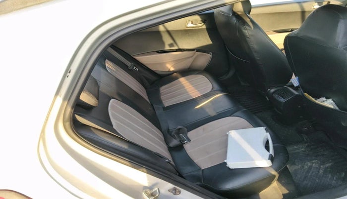 2015 Hyundai Grand i10 ASTA (O) 1.2 KAPPA VTVT, CNG, Manual, 2,50,001 km, interior