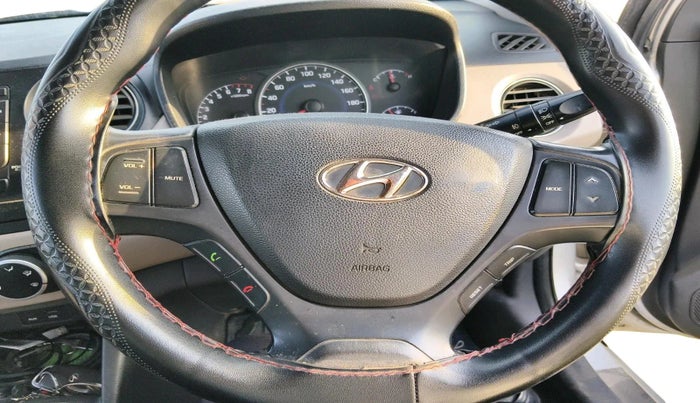 2015 Hyundai Grand i10 ASTA (O) 1.2 KAPPA VTVT, CNG, Manual, 2,50,001 km, interior