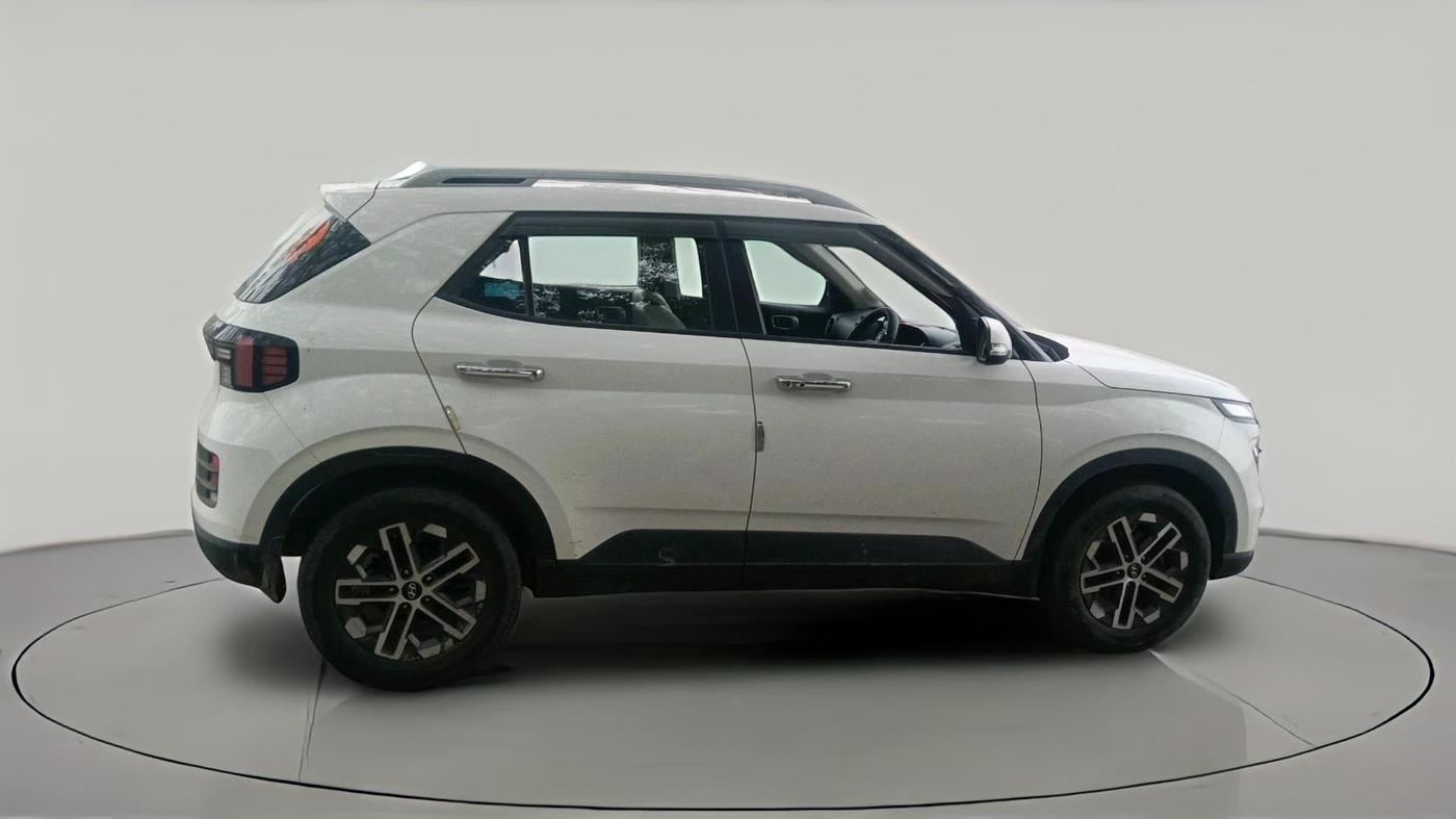 2022 Hyundai VENUE SX 1.5 CRDI, Diesel, Manual, 1,02,521 km, exterior