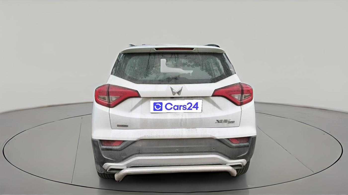 2023 Mahindra XUV300 W6 1.2 PETROL AMT, Petrol, Automatic, 53,031 km, exterior