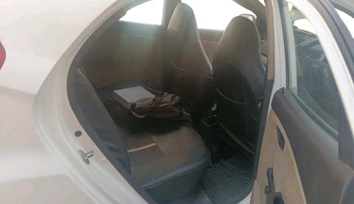 2012 Hyundai Eon MAGNA +, Petrol, Manual, 74,120 km, interior