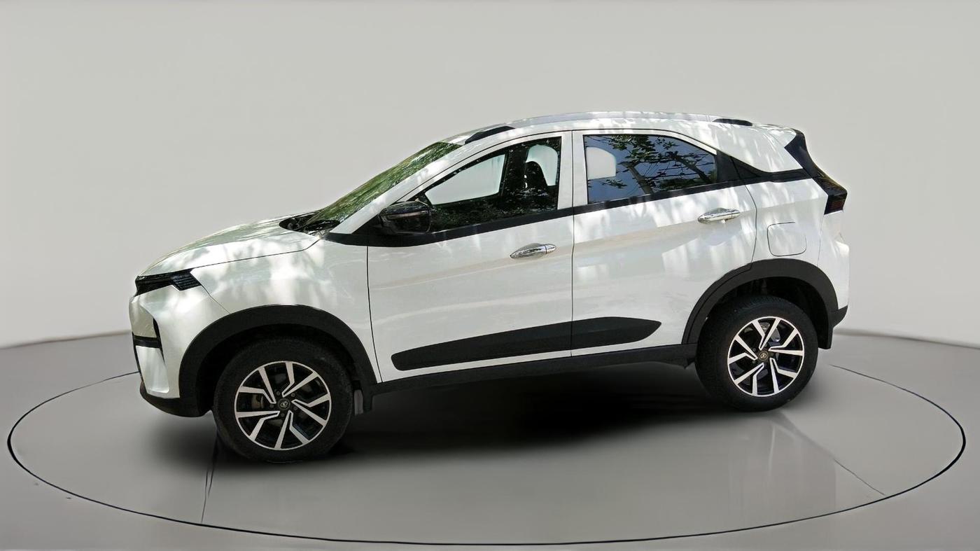 2025 Tata NEXON Smart Plus 1.2 Revotron 6 AMT, Petrol, Automatic, 12,036 km, exterior