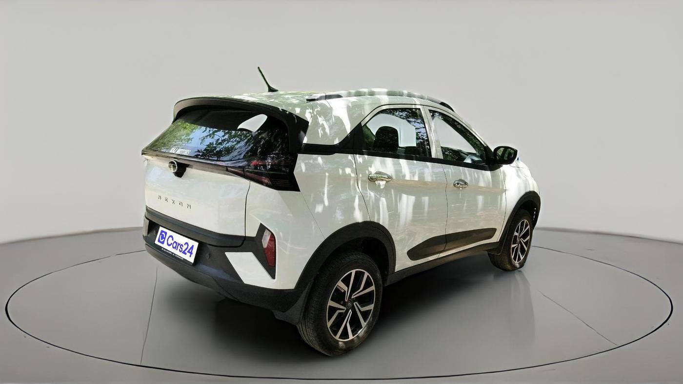 2025 Tata NEXON Smart Plus 1.2 Revotron 6 AMT, Petrol, Automatic, 12,036 km, exterior