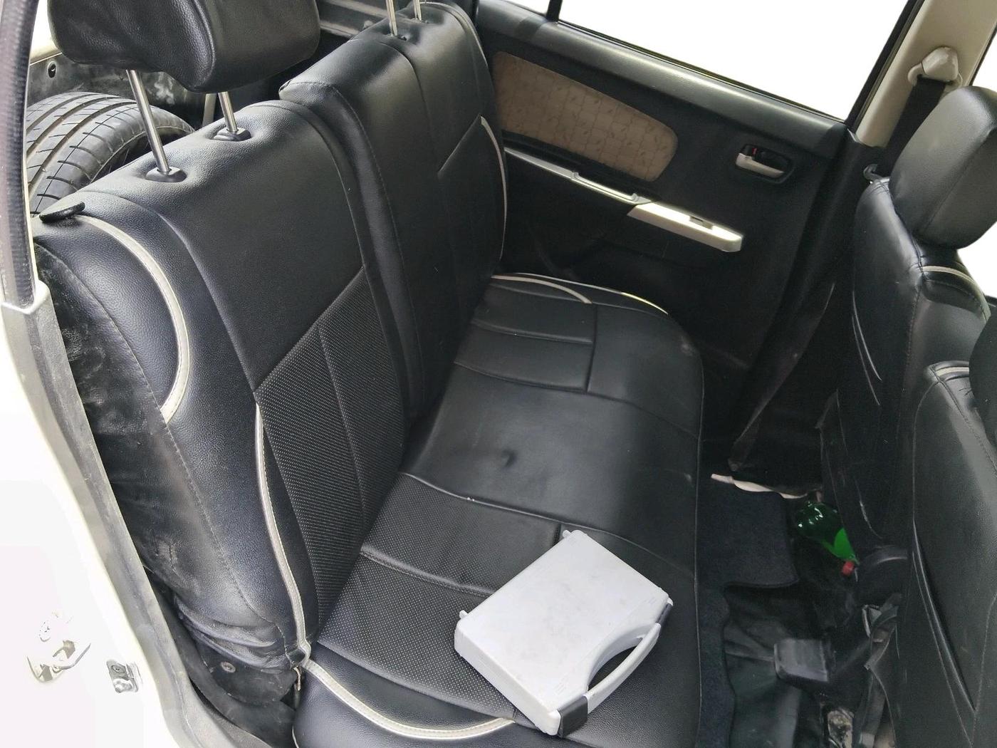 2016 Maruti Wagon R 1.0 VXI, CNG, Manual, 76,945 km, interior