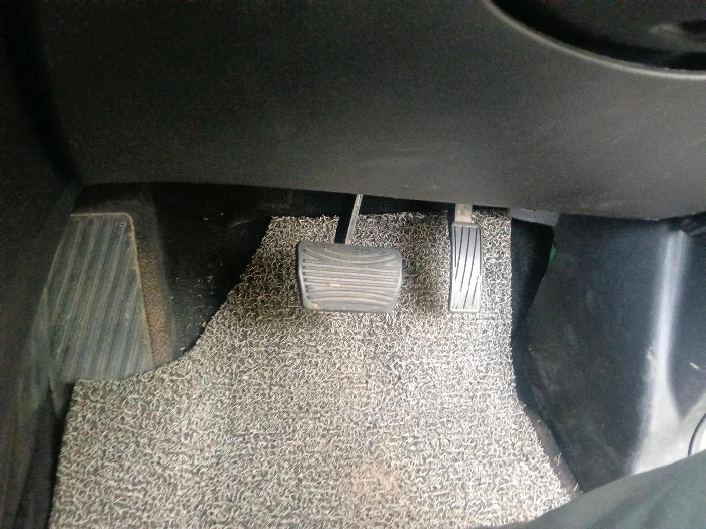 2023 Mahindra XUV700 AX 7 D AT 7 STR, Diesel, Automatic, 23,008 km, interior