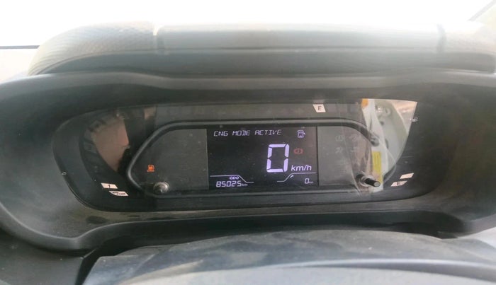 2023 Tata ALTROZ XE CNG, CNG, Manual, 85,025 km, interior