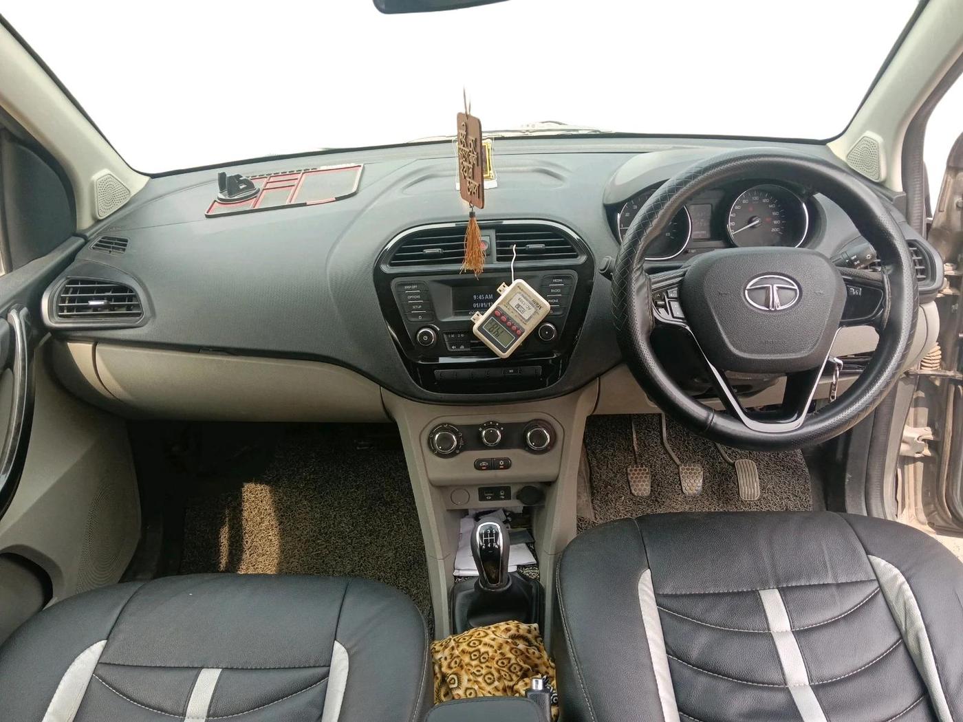 2019 Tata Tiago XZ PETROL, Petrol, Manual, 63,716 km, interior