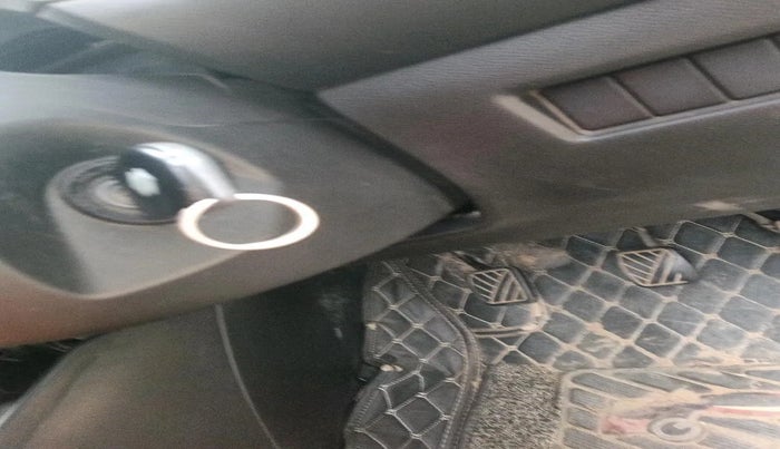 2019 Maruti Swift VDI, Diesel, Manual, 1,28,451 km, interior