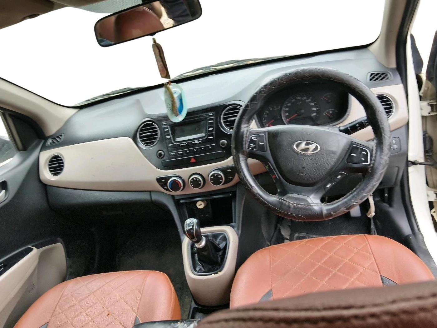 2017 Hyundai Xcent S 1.1 CRDI, Diesel, Manual, 99,013 km, interior