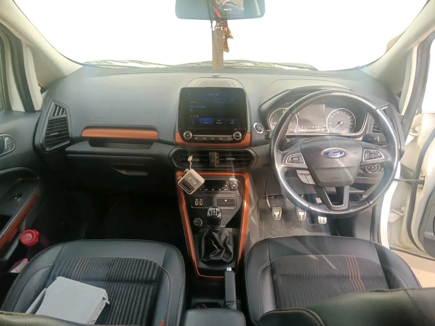 2020 Ford Ecosport TITANIUM 1.5L SPORTS(SUNROOF) DIESEL, Diesel, Manual, 1,30,341 km, interior