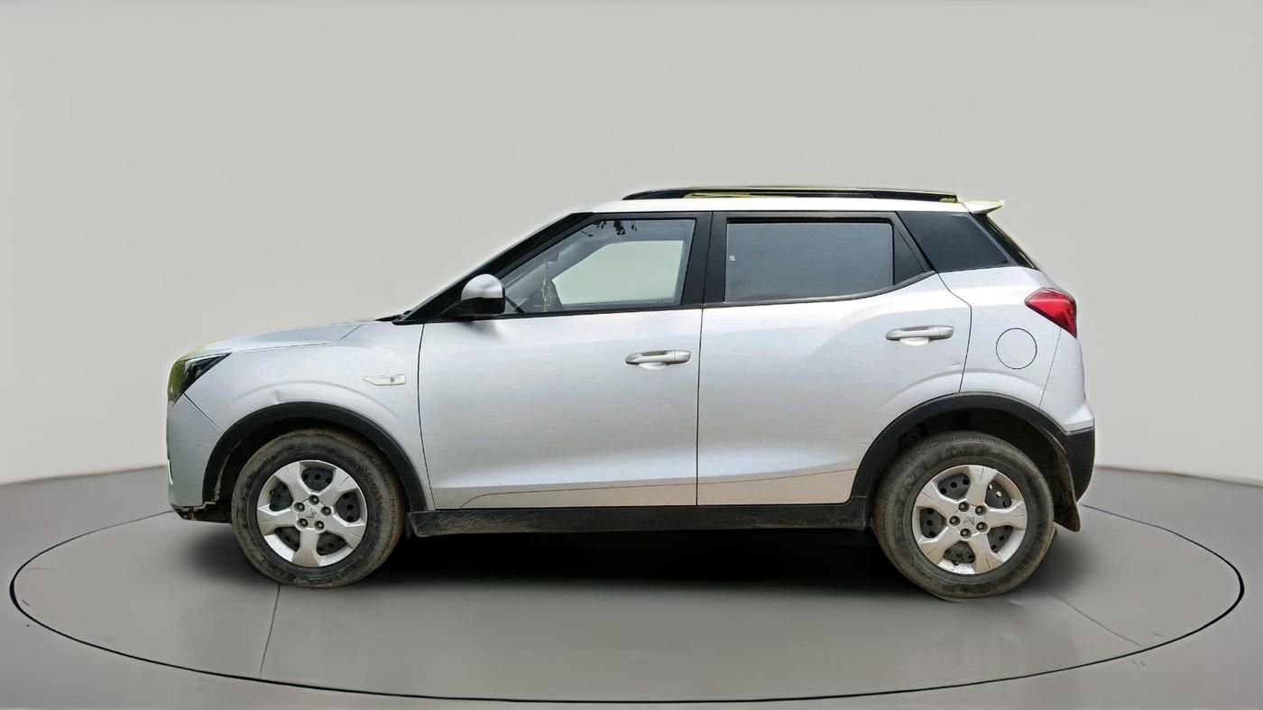 2022 Mahindra XUV300 W6 1.5 Sunroof Diesel, Diesel, Manual, 65,620 km, exterior