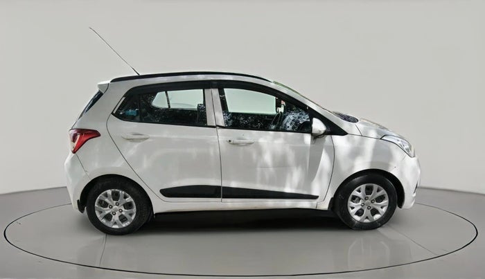 2016 Hyundai Grand i10 SPORTZ 1.1 CRDI, Diesel, Manual, 76,156 km, exterior