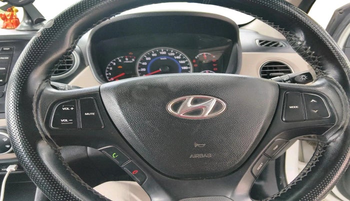 2016 Hyundai Grand i10 SPORTZ 1.1 CRDI, Diesel, Manual, 76,156 km, interior