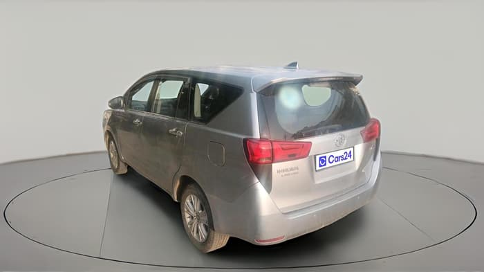 2017 Toyota Innova Crysta 2.4 VX 7 STR, Diesel, Manual, 1,54,844 km, exterior
