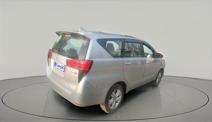 2017 Toyota Innova Crysta 2.4 VX 7 STR, Diesel, Manual, 1,54,844 km, exterior