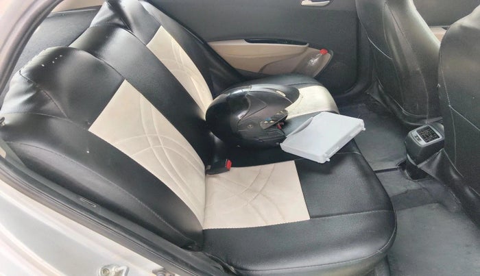2017 Hyundai Grand i10 SPORTZ AT 1.2 KAPPA VTVT, Petrol, Automatic, 81,307 km, interior