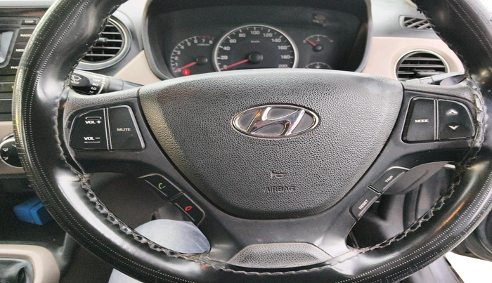 2018 Hyundai Grand i10 MAGNA 1.2 KAPPA VTVT, Petrol, Manual, 1,35,850 km, interior